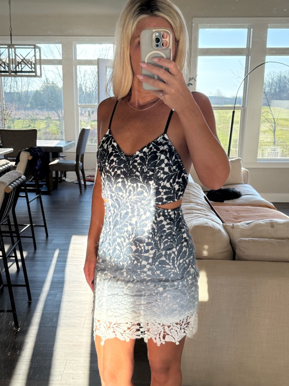 Fashion Nova Navy‎ and White Lace Ombre Cutout Mini Dress - Picture 2 of 6